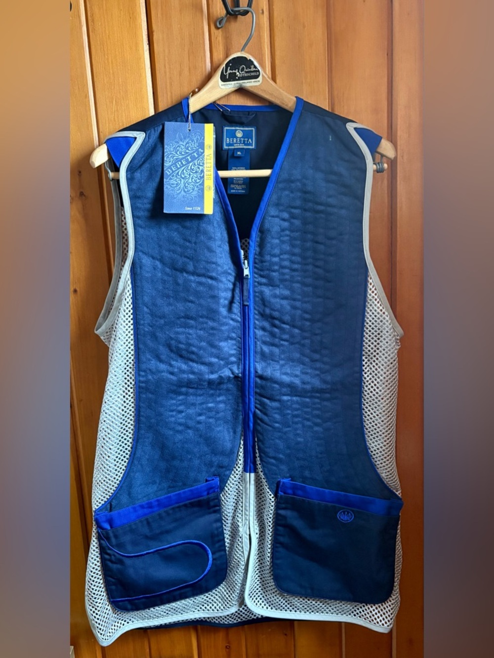 Beretta XL Navy Shooting Vest - Women's Lightweight Mesh, NWT